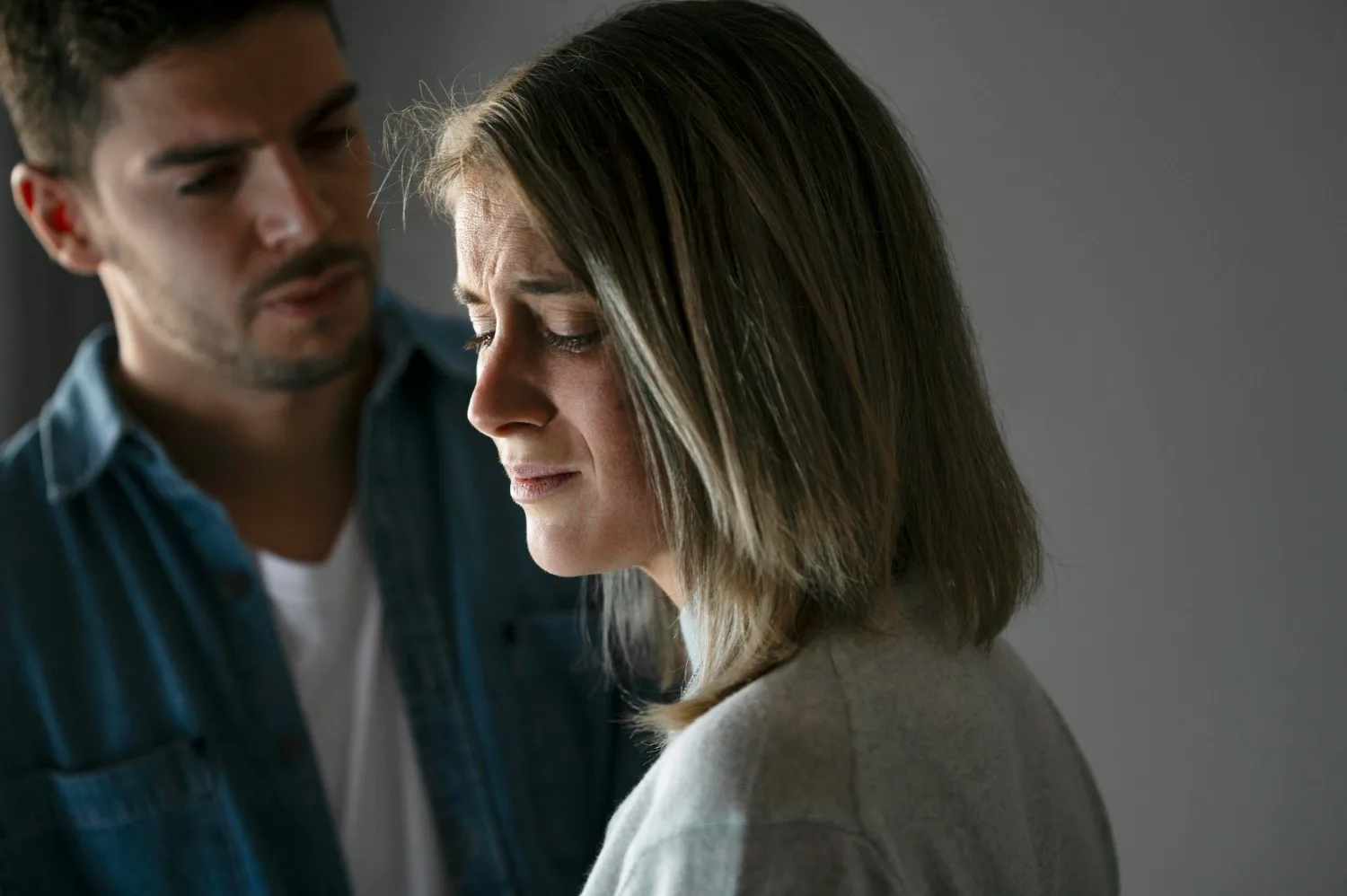O amor e a mentira, será que é possível perceber sinais de infidelidade?